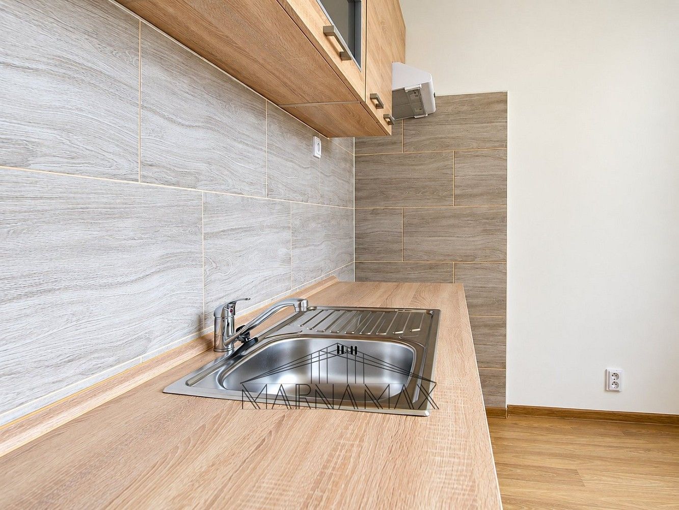 Prodej byt 2+1 - Holešická, Chomutov, 62 m² - 2