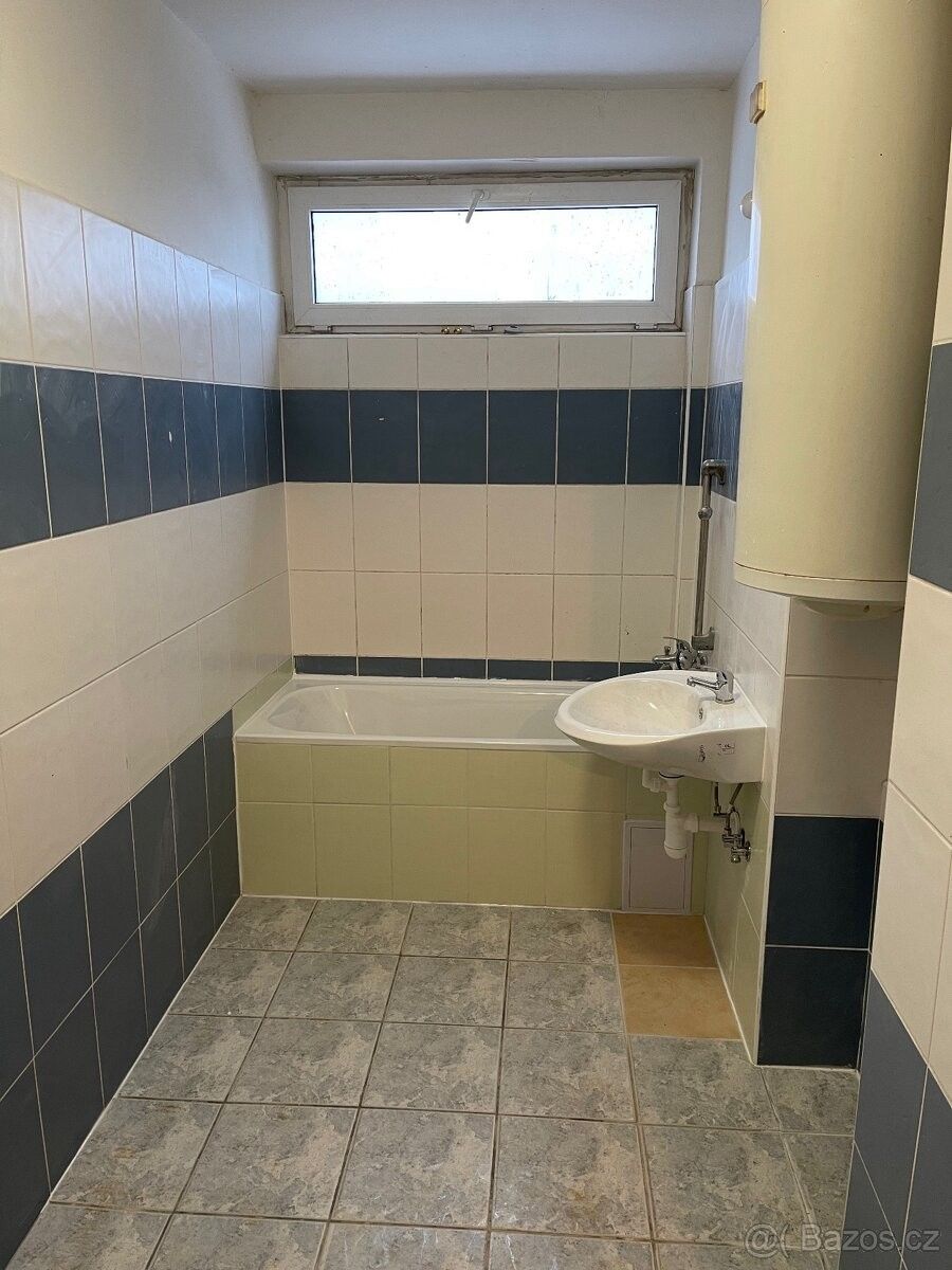 Pronájem byt - Bruntál, 792 01