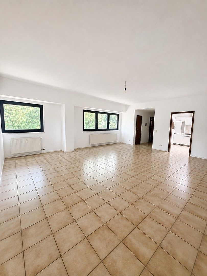 3+1, Hans-Streif-Straße 2, , Hessen, 99 m² - 2