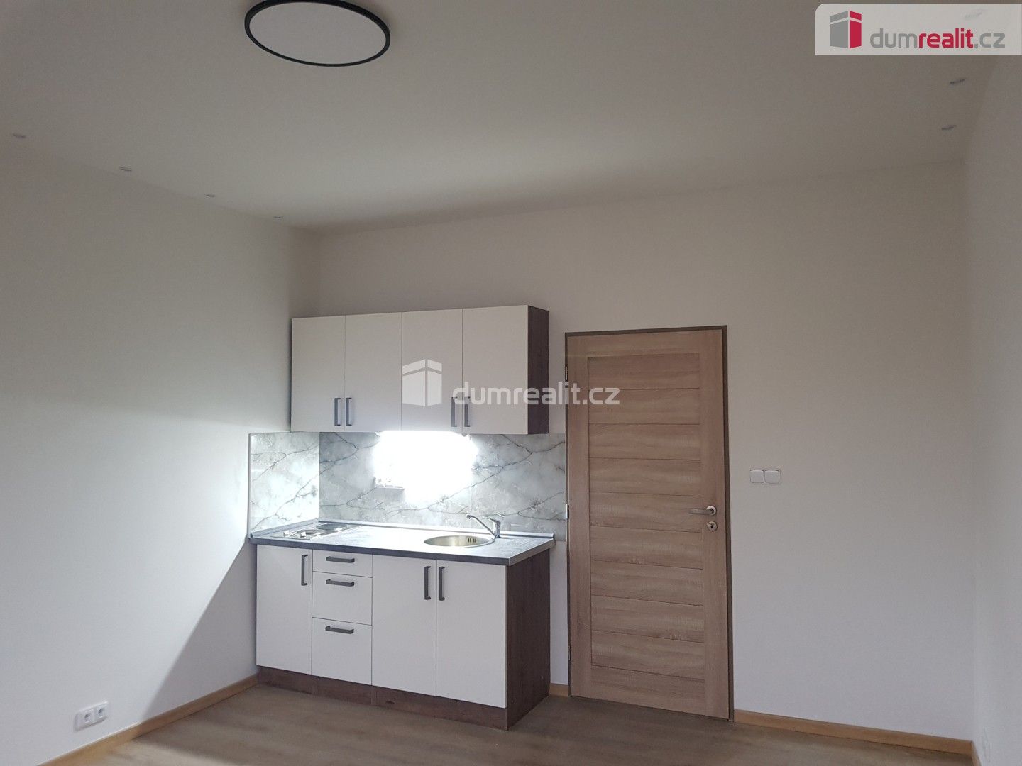 1+kk, Přípotoční, Praha, 27 m²