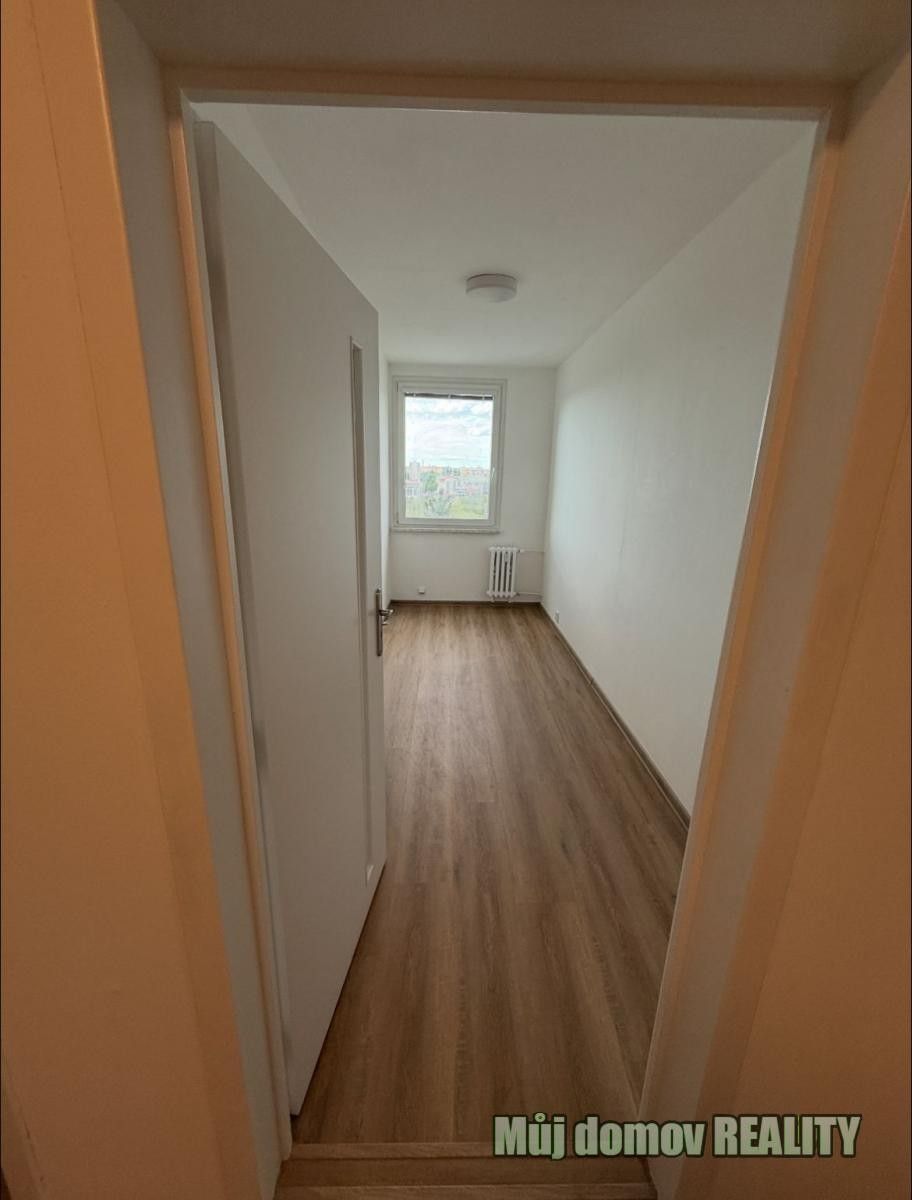 Pronájem byt 4+1 - Tesaříkova, Praha, 81 m²