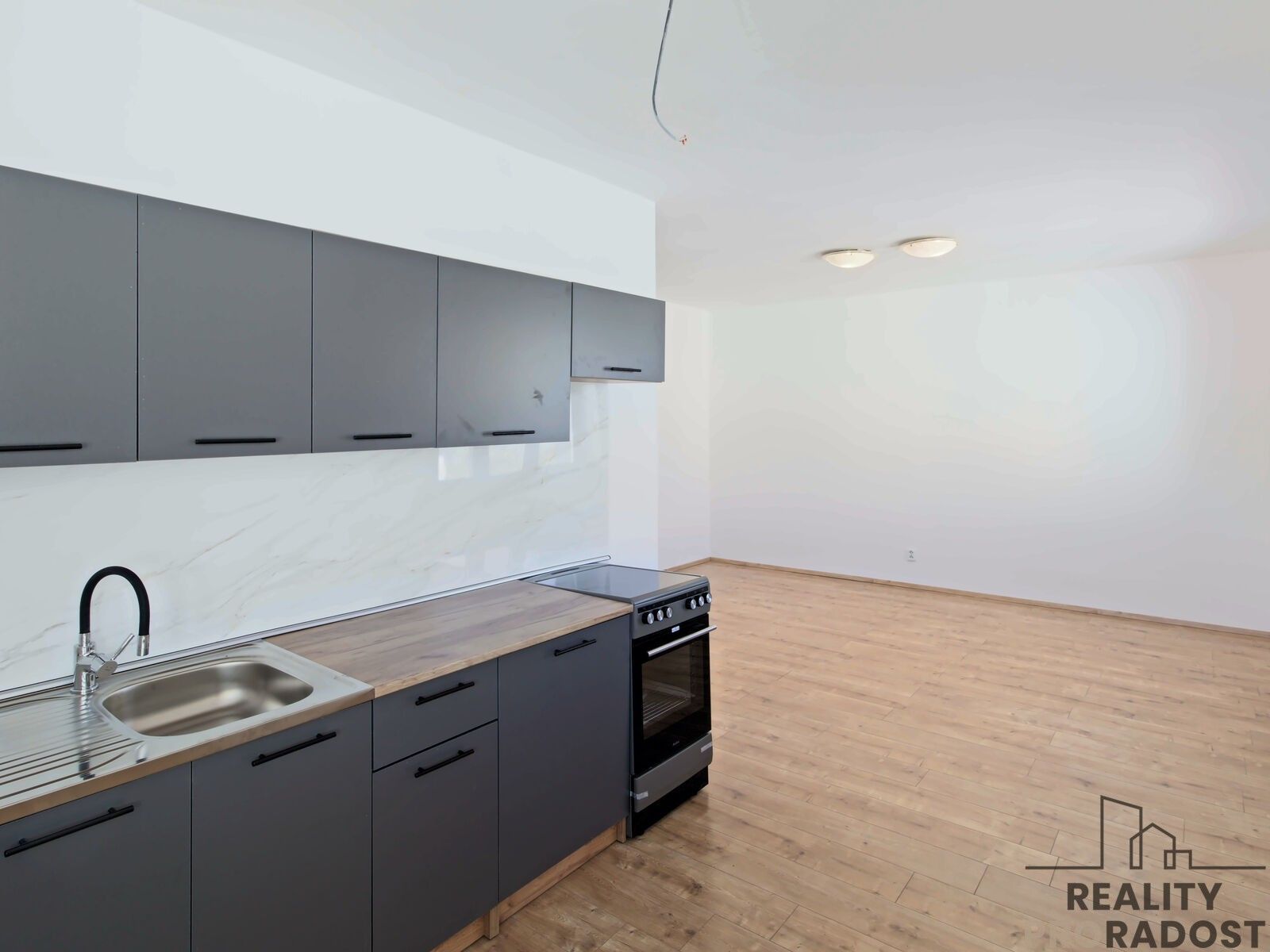 Pronájem byt 1+kk - Zahradní, Blučina, 31 m² - 2