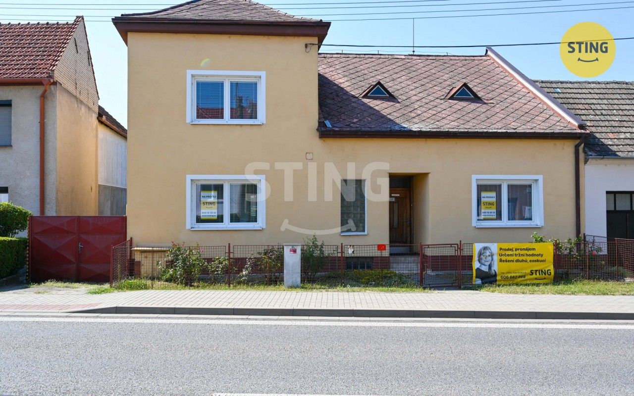 Rodinné domy, Ostrožská, Veselí nad Moravou, 210 m²