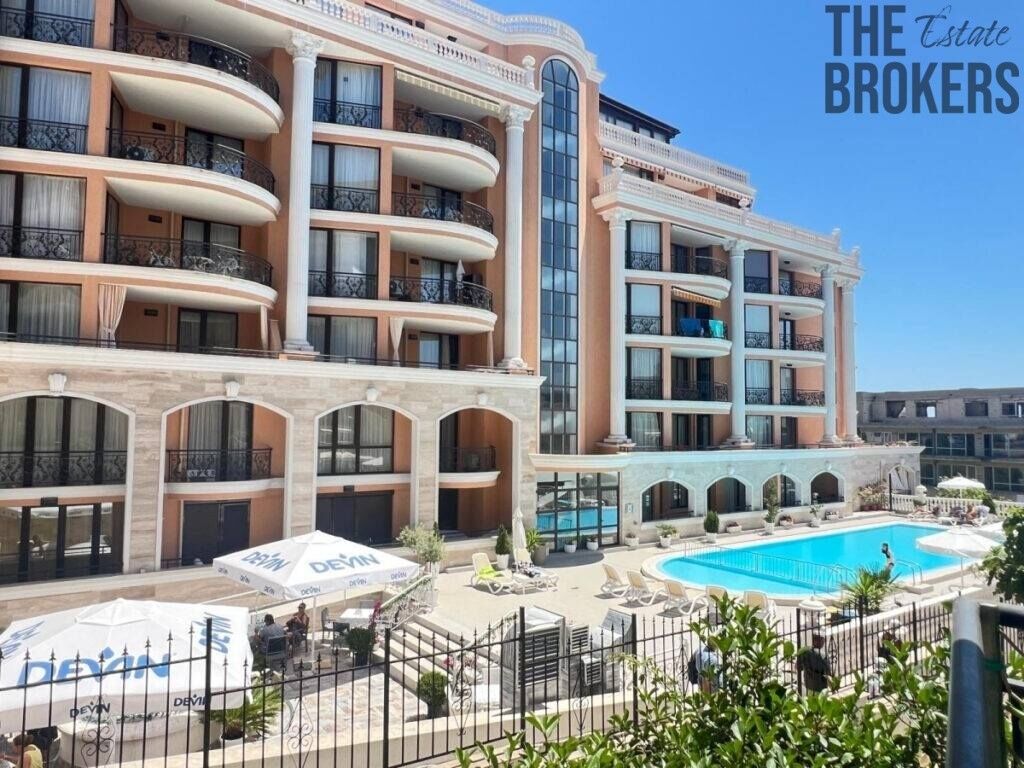 Prodej byt - 987 66, Zahraničí