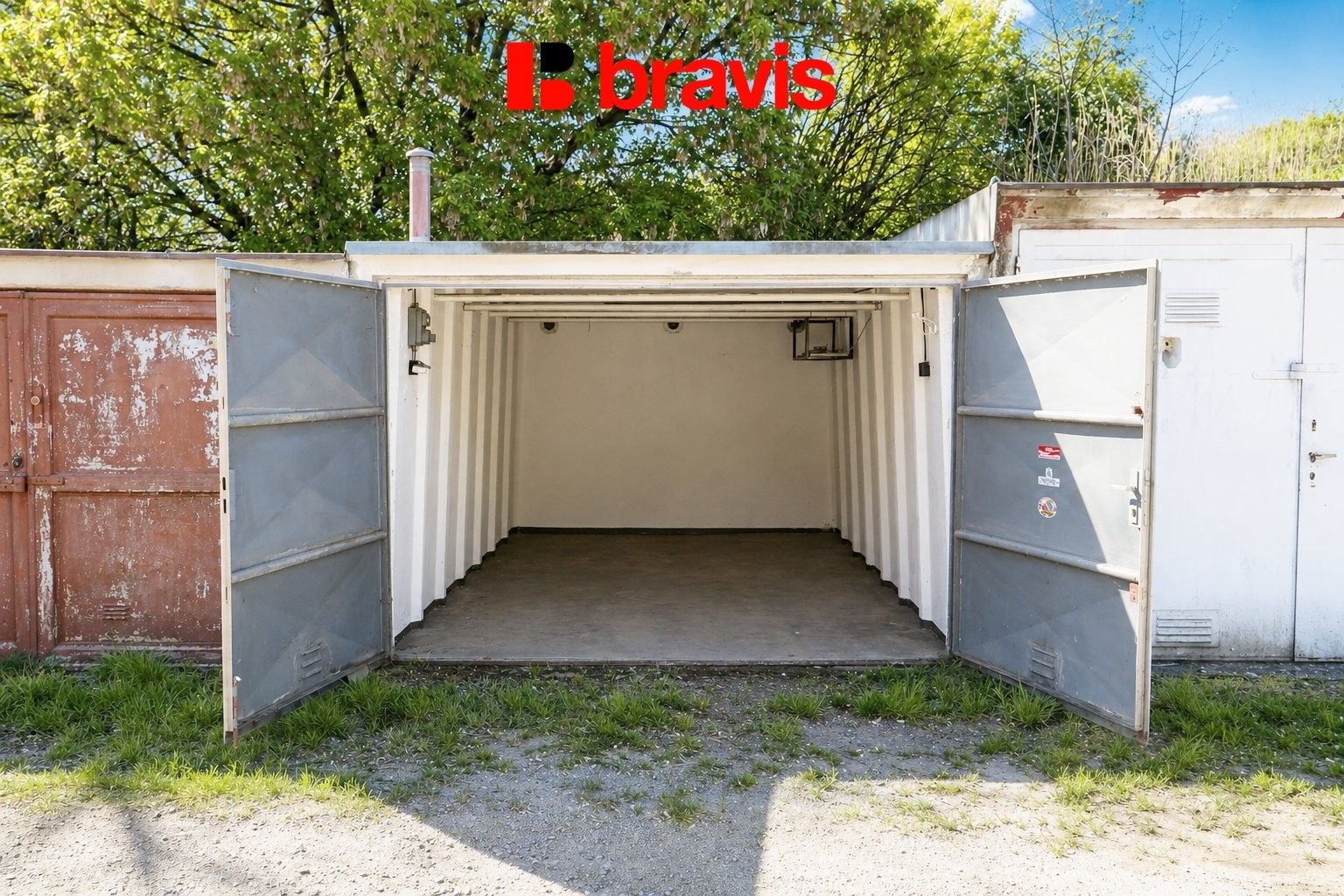 Garáže, Skopalíkova , Brno Židenice, 15 m² - 2