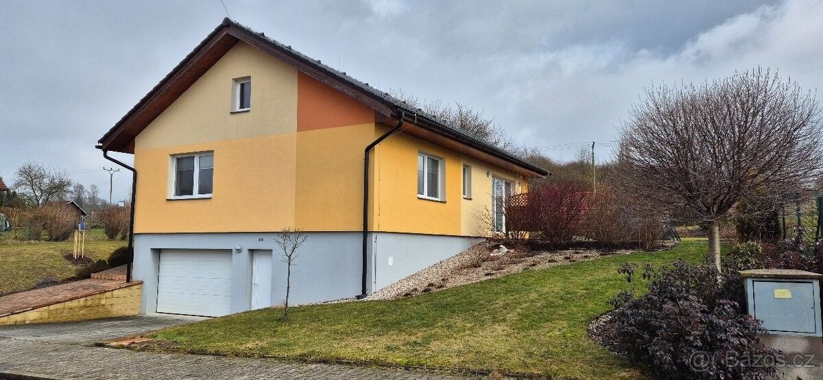 Rodinné domy, Police nad Metují, 549 54