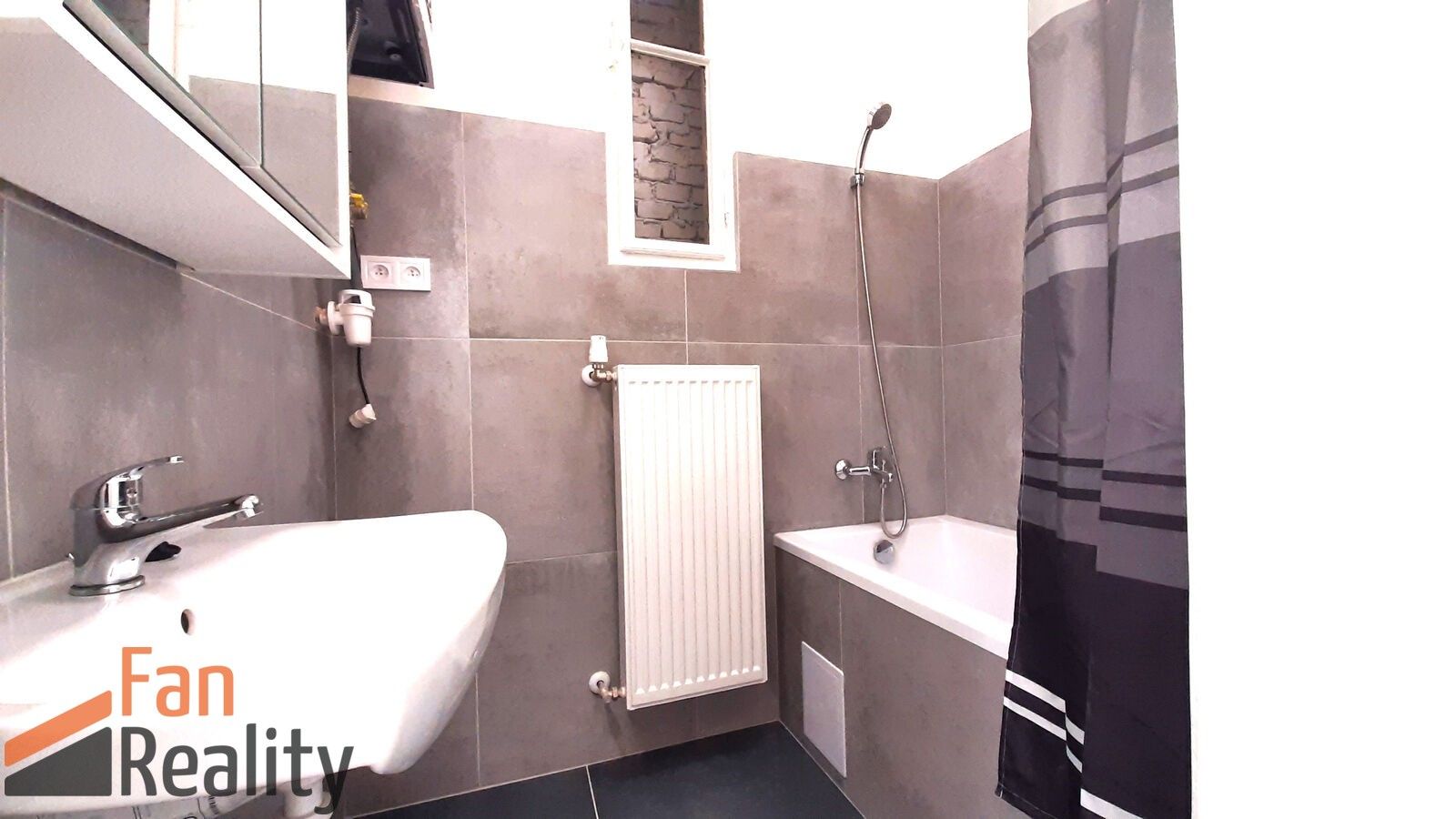 Byt 2+kk · 54 m² · Moskevská, Praha Vršovice - 3