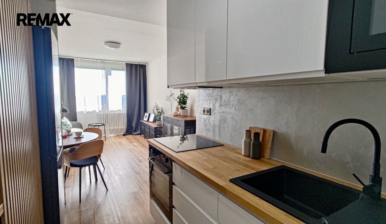 2+kk, Pšenčíkova 685, Praha Kamýk, 43 m² - 1
