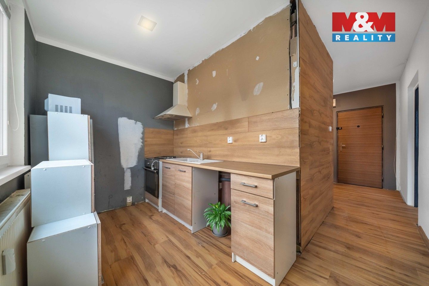 Prodej byt 2+1 - Roztoky, 51 m²