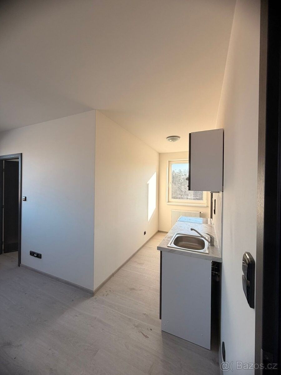 Byty, Kladno, 272 01