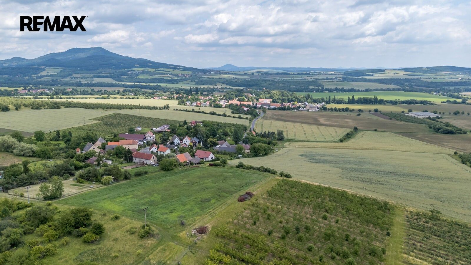 Pozemky pro bydlení, Ploskovice, 4 139 m² - 2