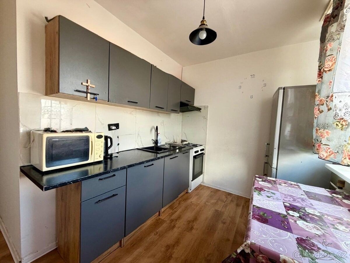 Byty, Chomutov, 430 04 - 1