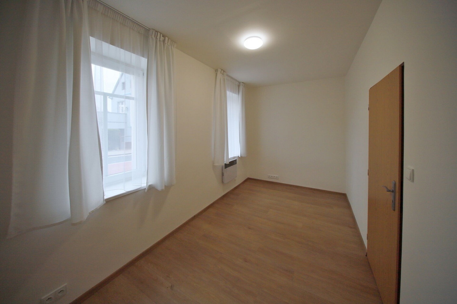 Pronájem byt 2+1 - Studentská, Karlovy Vary - Doubí, 36 m² - 2