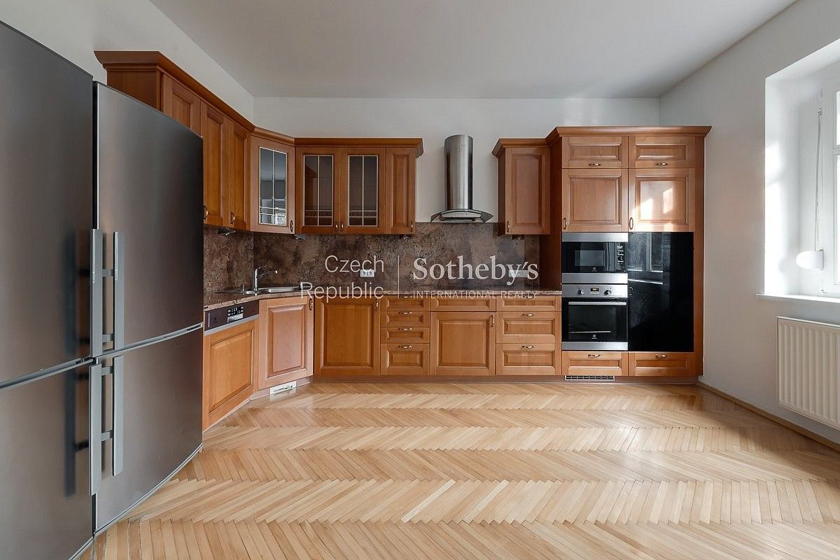 Rodinný dům · 560 m² · Praha - Smíchov, okres Praha 5, Hlavní město Praha - 3
