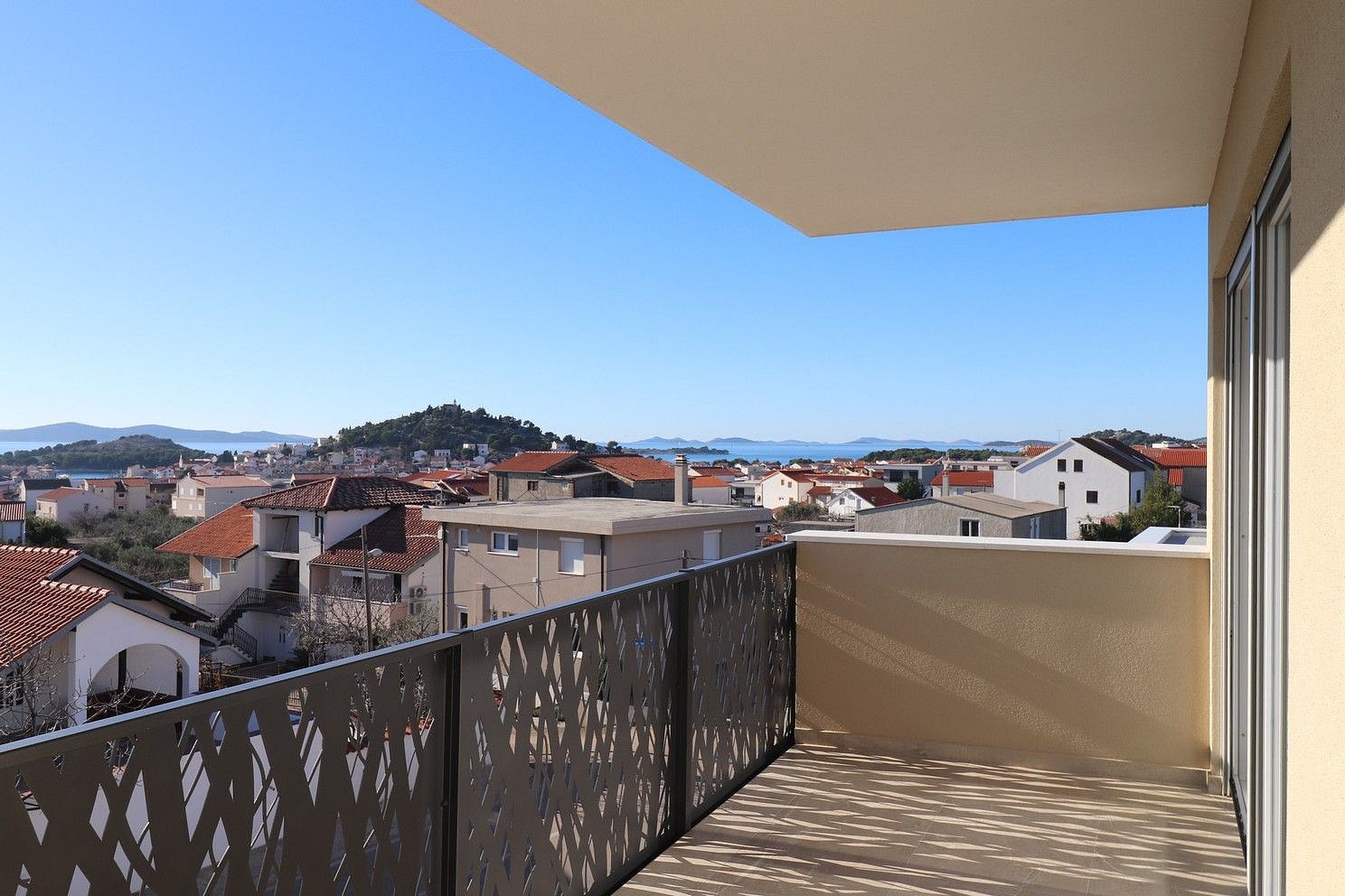 3+kk, Tribunj, Sibensko-kninska zupanija, Chorvatsko, 75 m² - 1