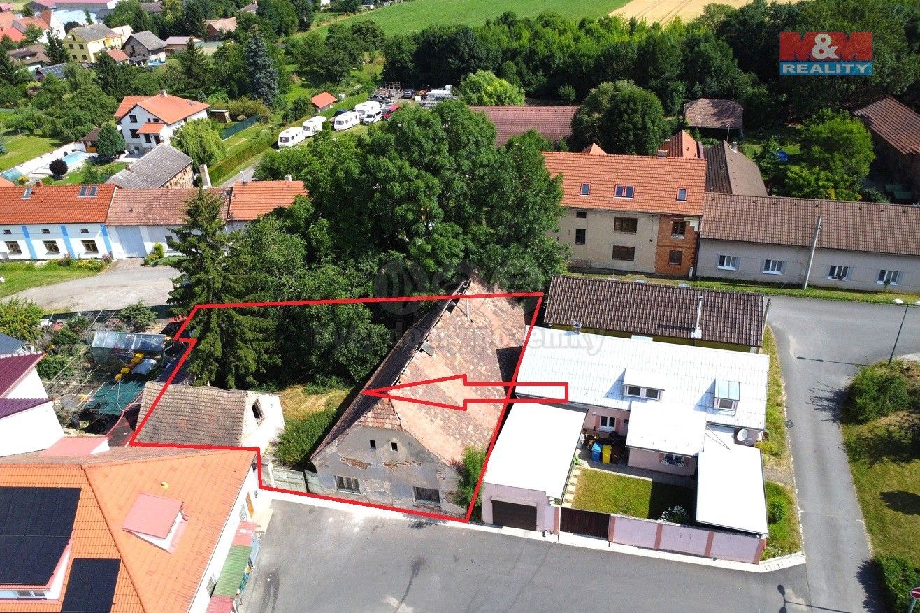 Rodinné domy, náměstí Obránců míru, Velim, 132 m²