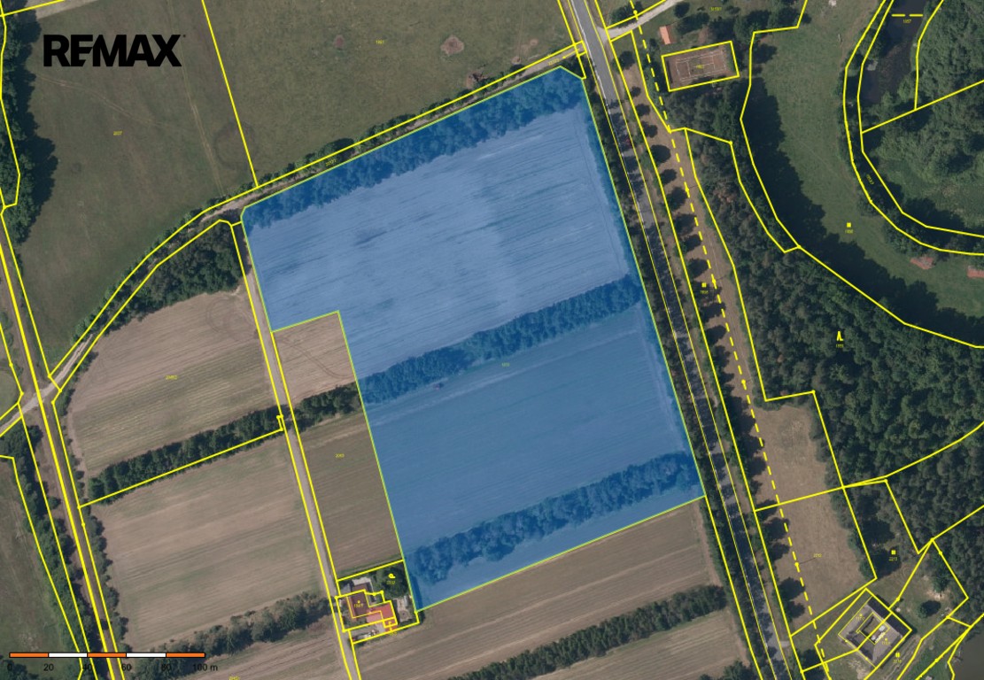 Les · 63 558 m² · Dvory nad Lužnicí - 3