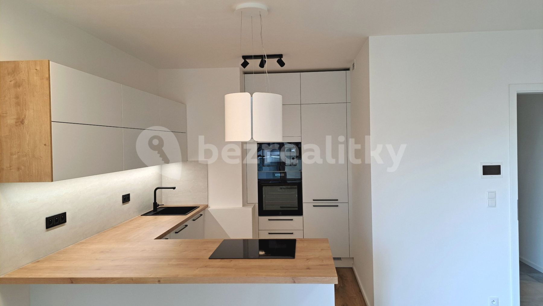 2+kk, Hagiborská, Praha - Strašnice, 55 m²