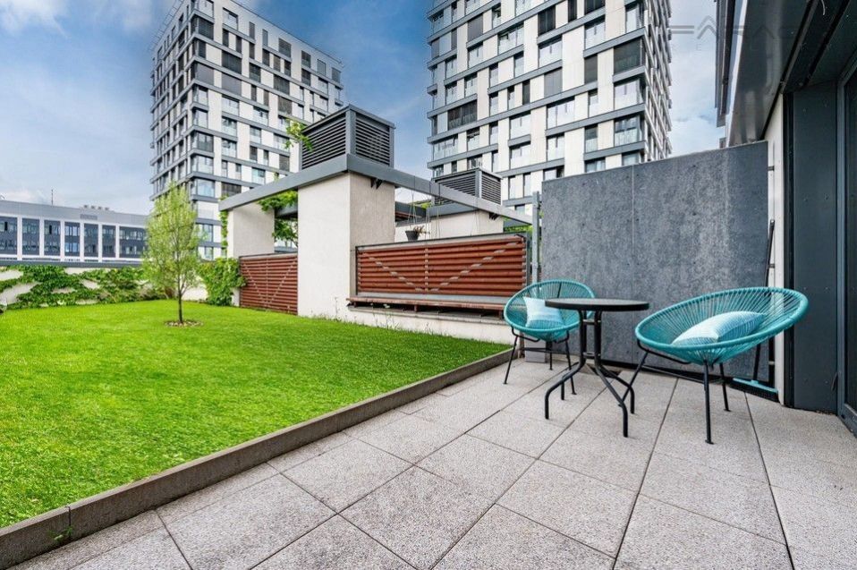 Prodej byt 1+kk - Olšanská, Praha, 46 m²