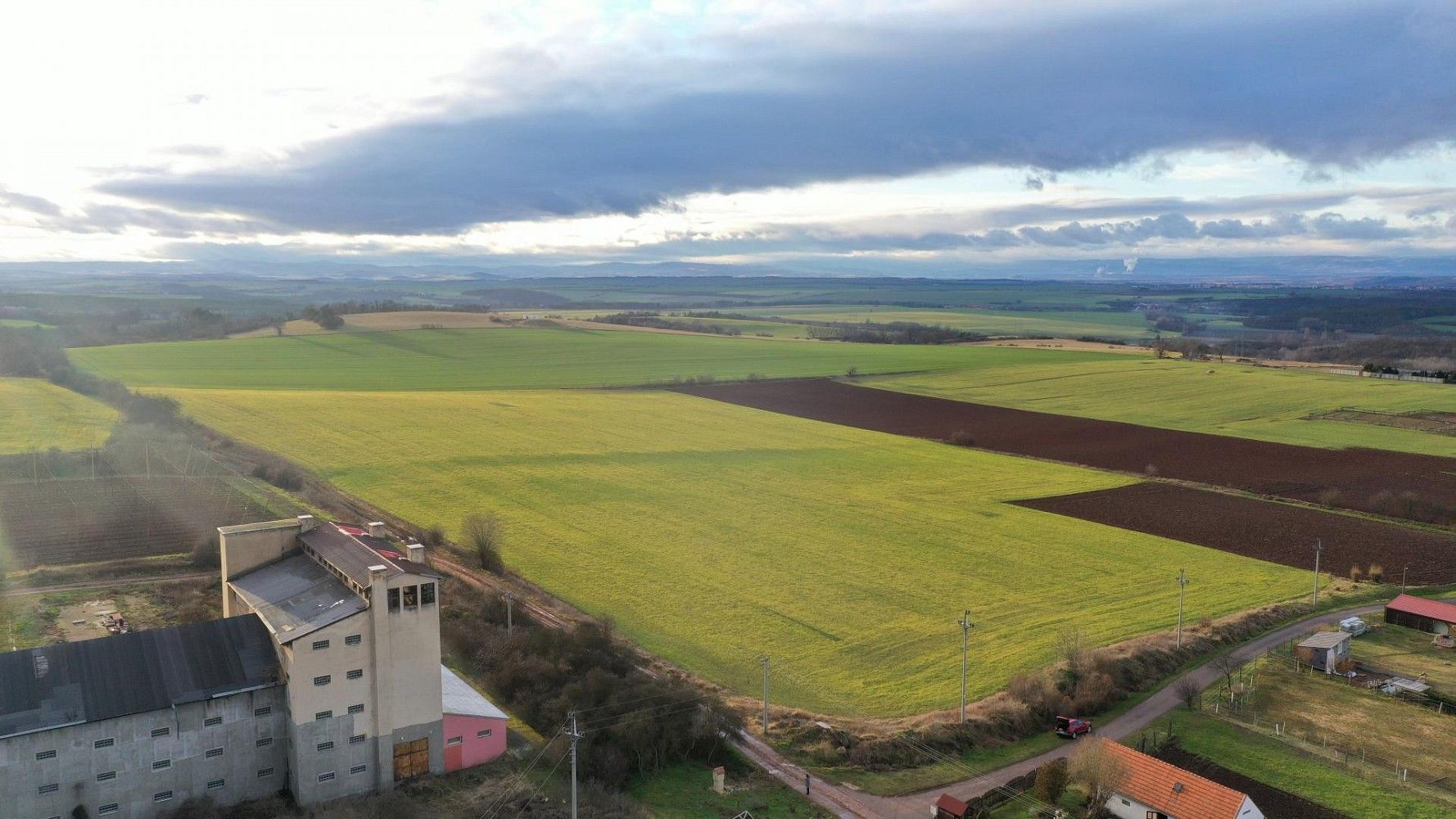 Pozemek pro bydlení · Liběšice - Líčkov, okres Louny - 3