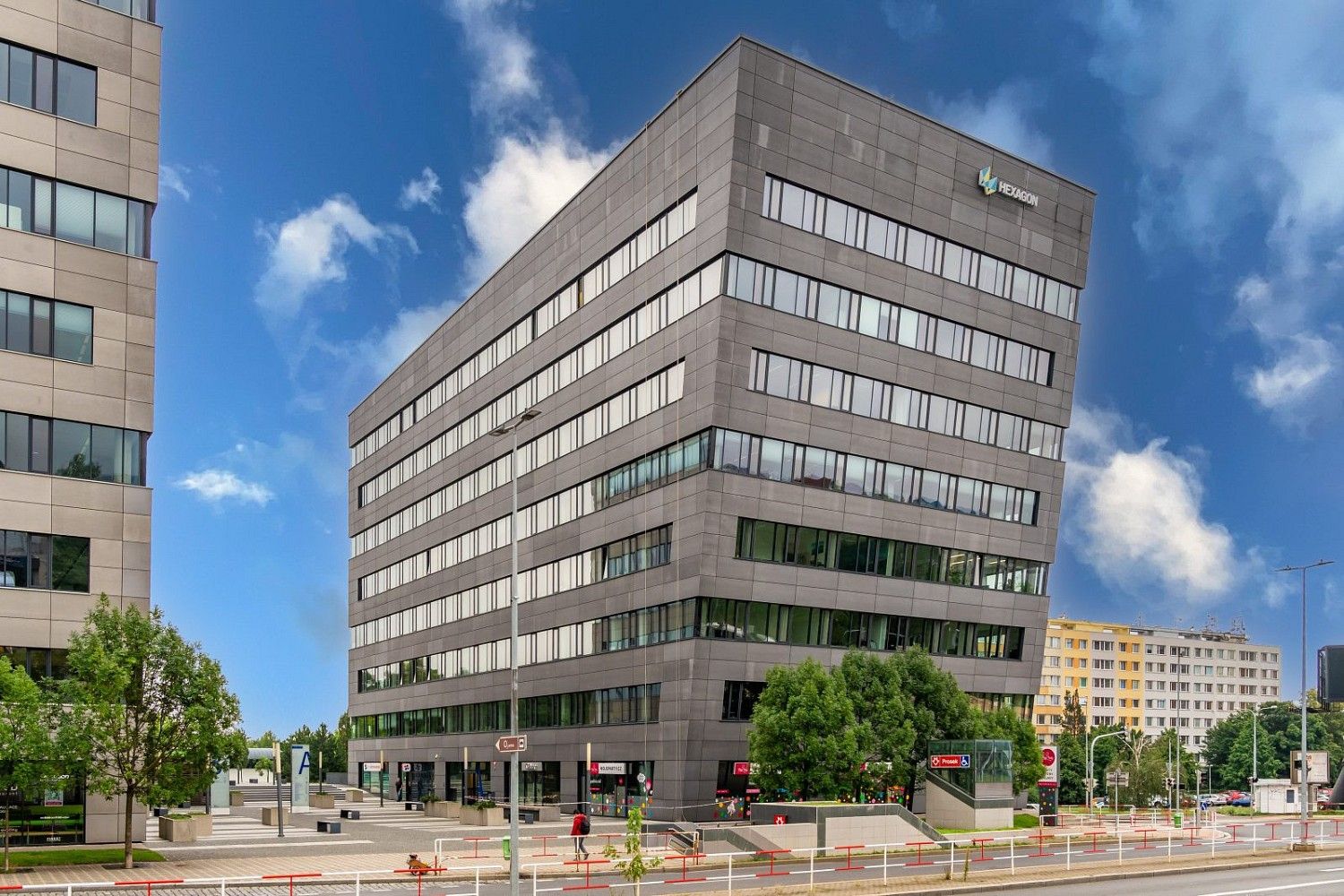 Kanceláře, Hovorčovice, 303 m² - 1