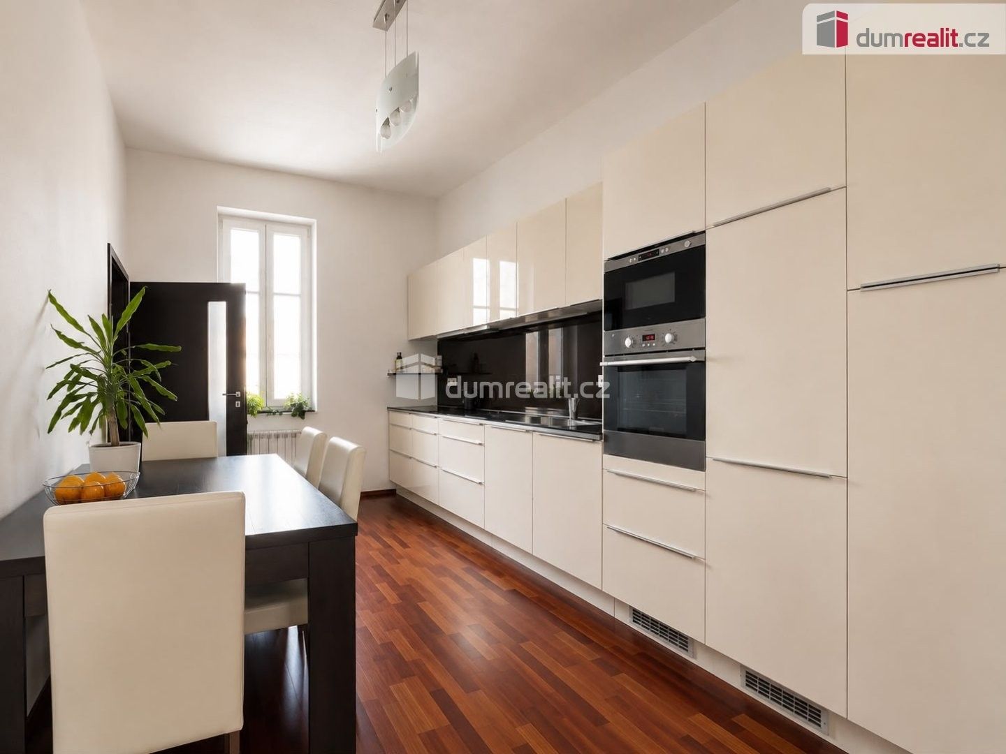 Byt 2+1 · 65 m² · Svornosti, Praha - 3