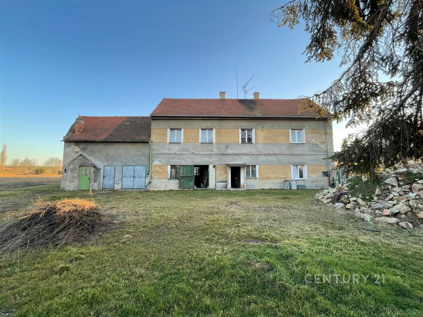 Rodinné domy, Jimlín, 238 m² - 2