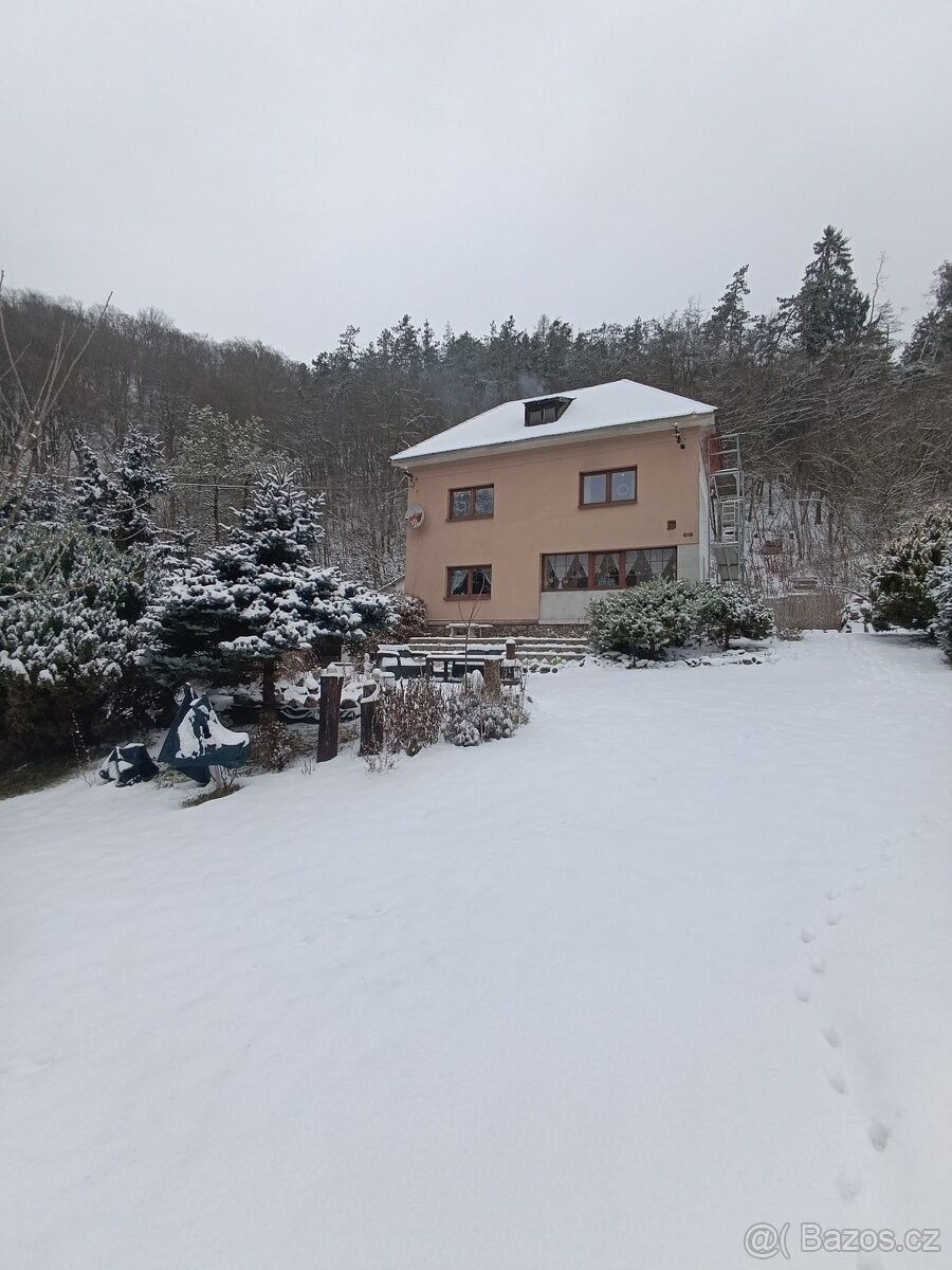 Rodinné domy, Zbečno, 270 24