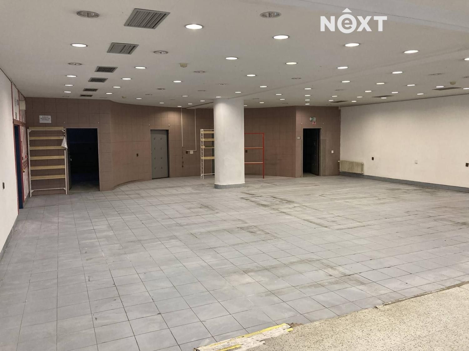 Pronájem obchodní prostory - Vančurova 2904, Tábor, 450 m² - 5