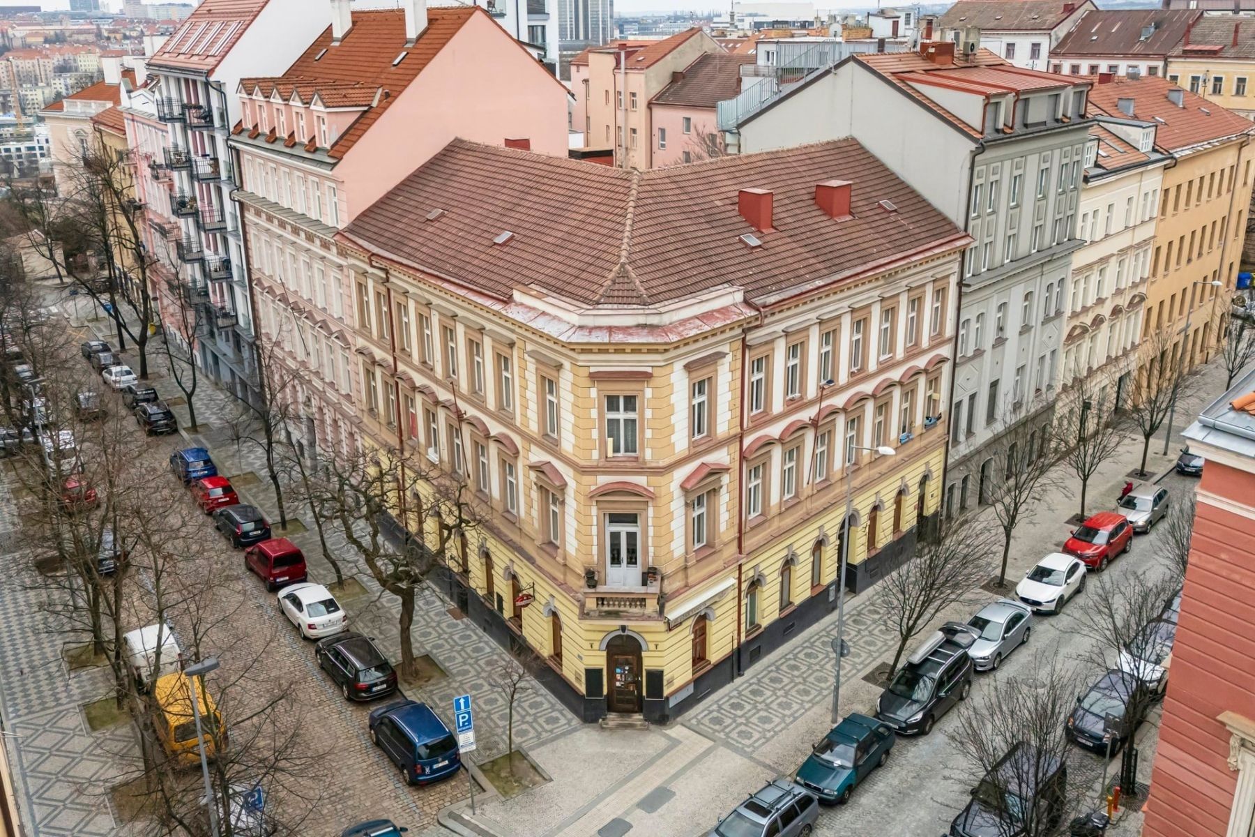 Obchodní prostory, Záhřebská, Praha - Vinohrady, 331 m² - 1