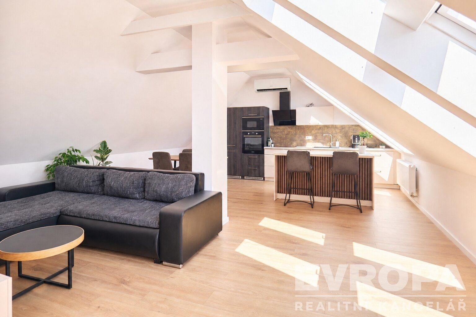 3+kk, Libčany, 95 m² - 1