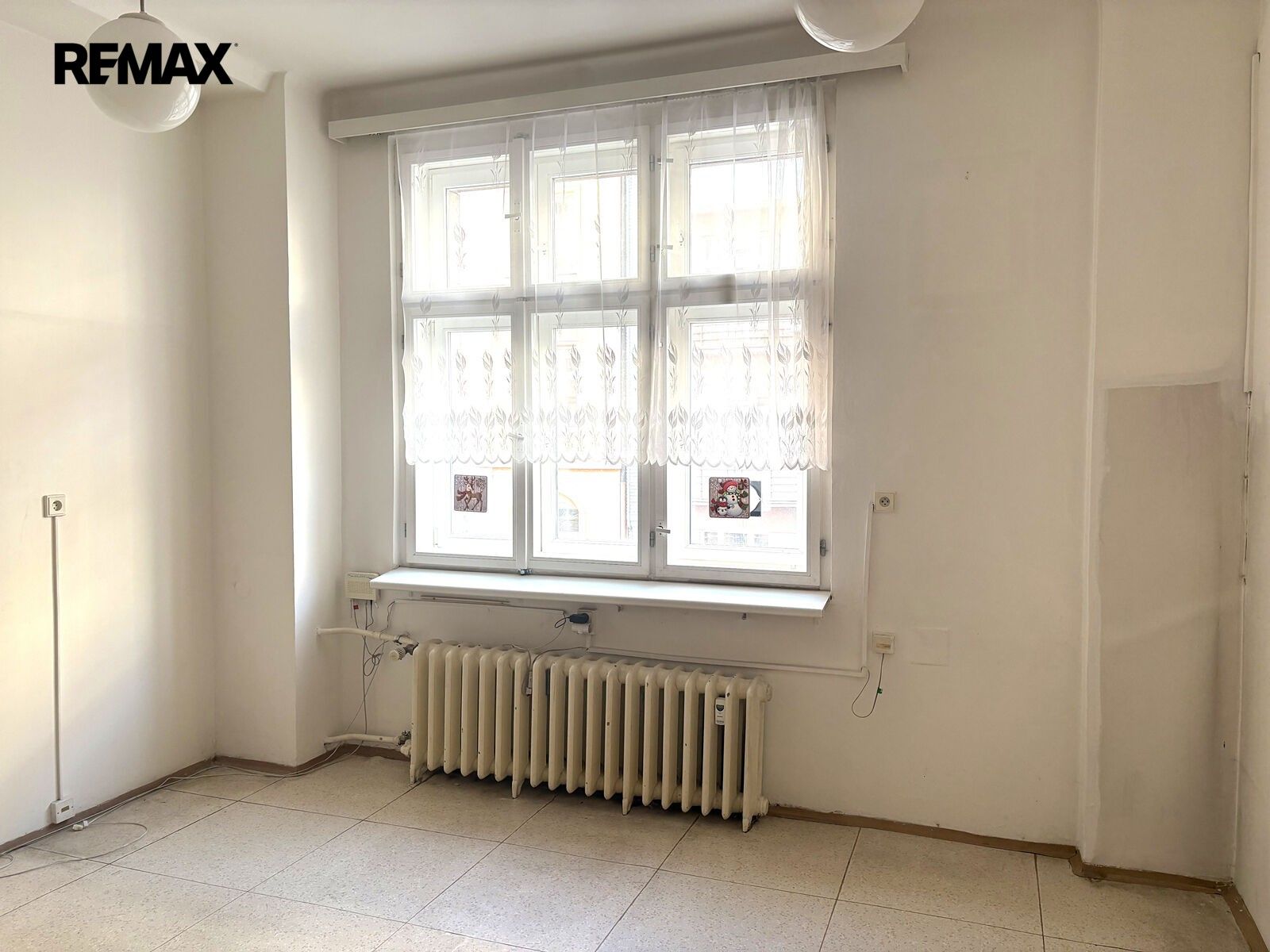 Ostatní, Dejvická 919, Praha Bubeneč, 42 m² - 1