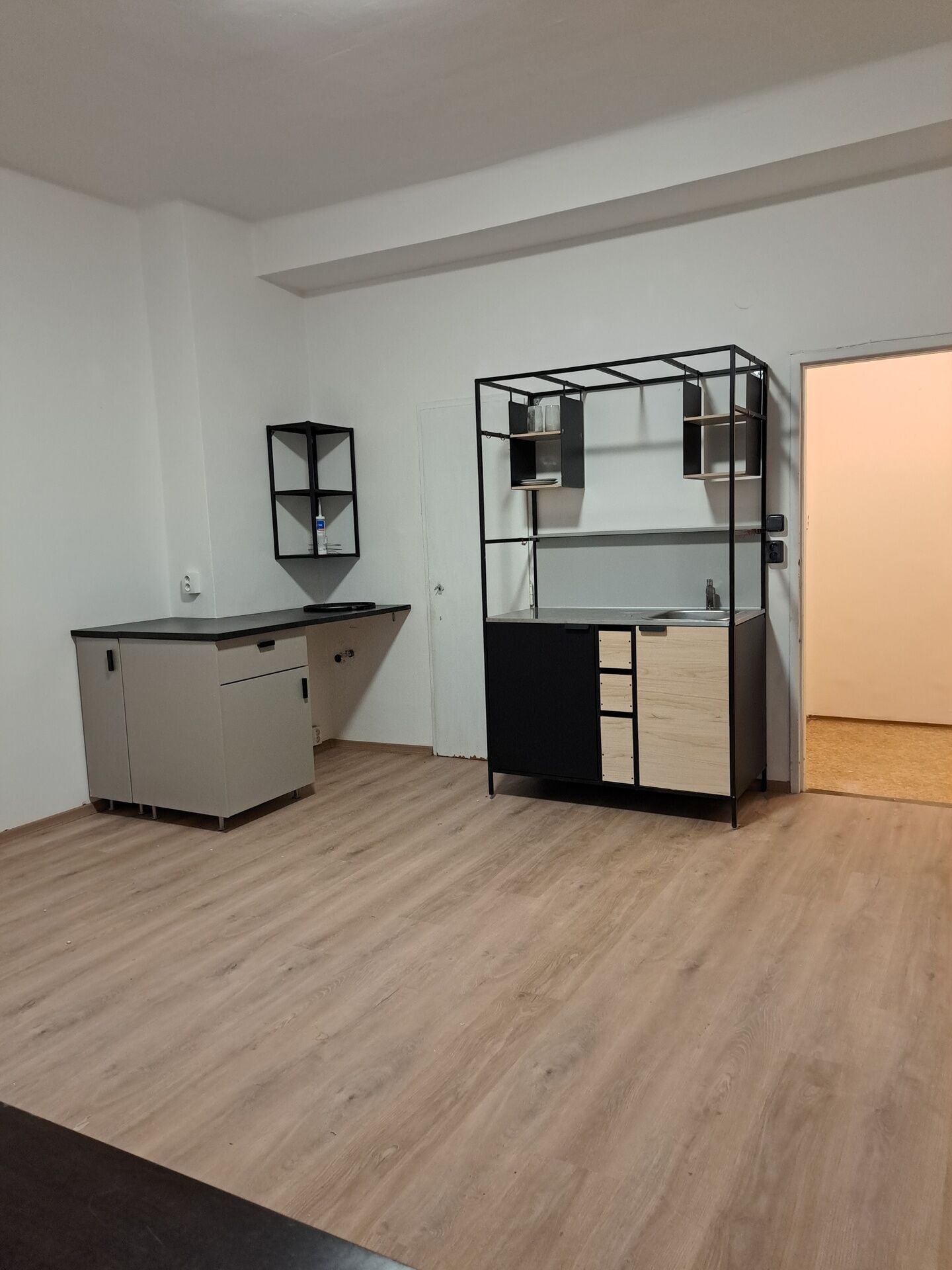1+kk, Pod radnicí, Praha, 29 m²