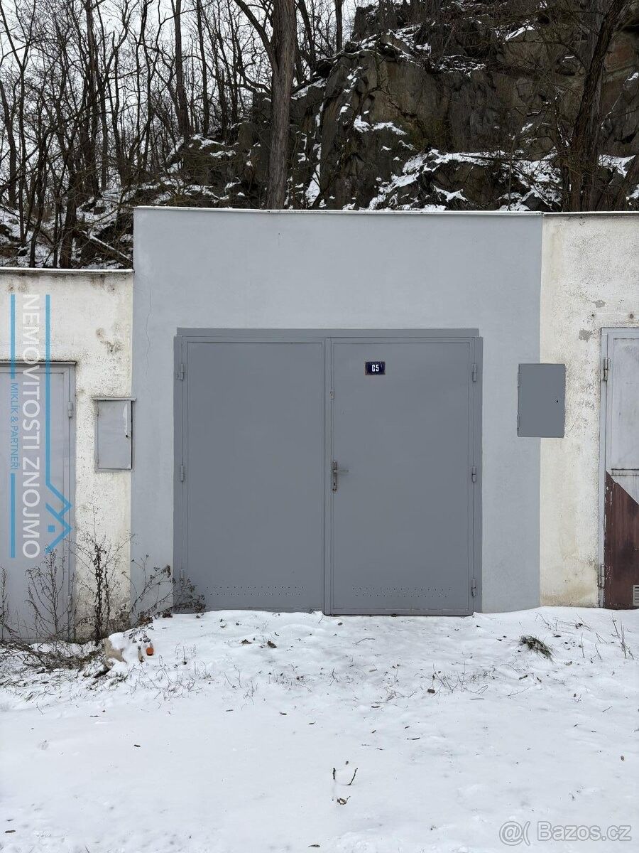 Pronájem garáž - Znojmo, 669 02