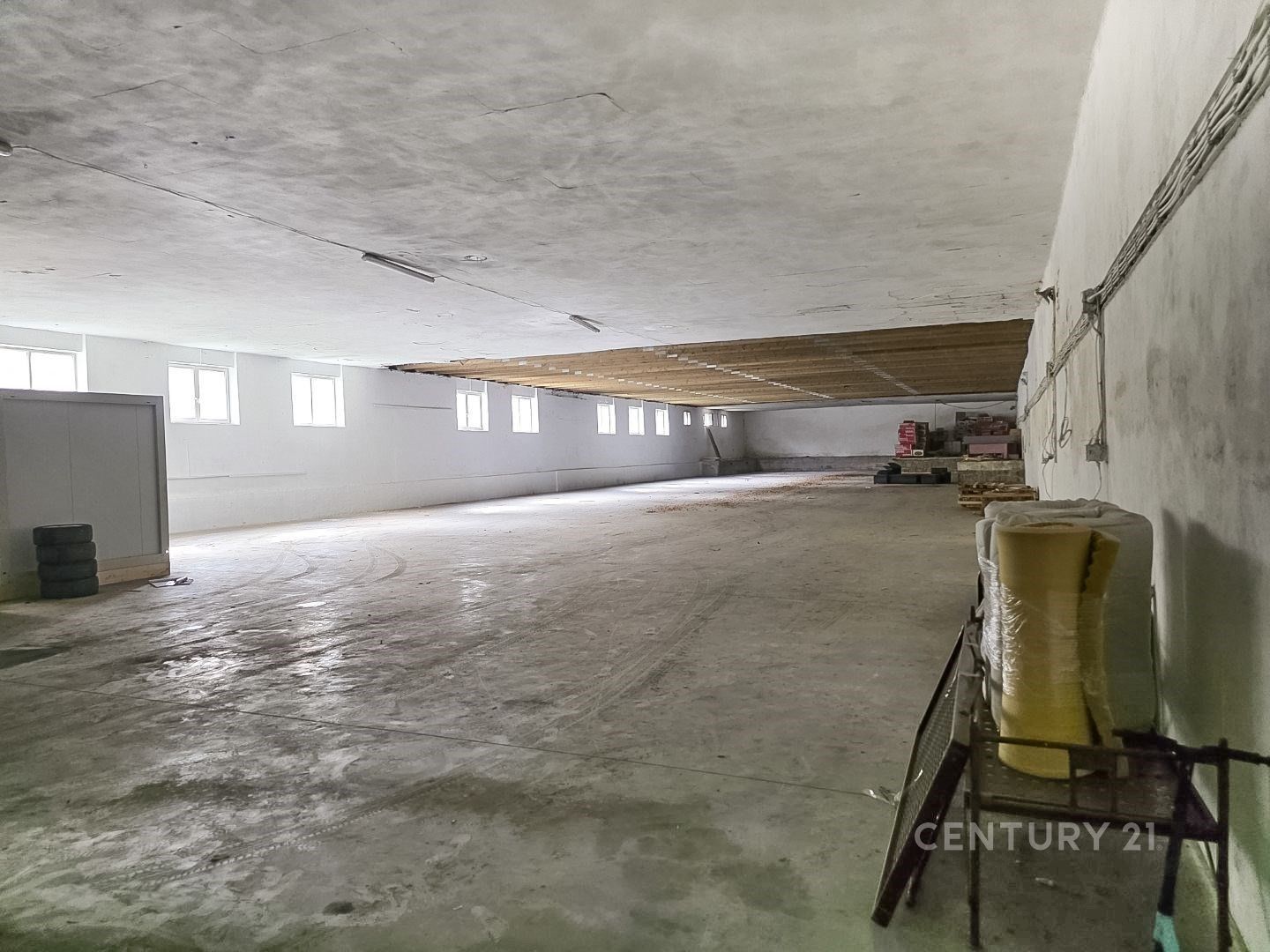 Sklady, Humpolec, 1 400 m² - 2