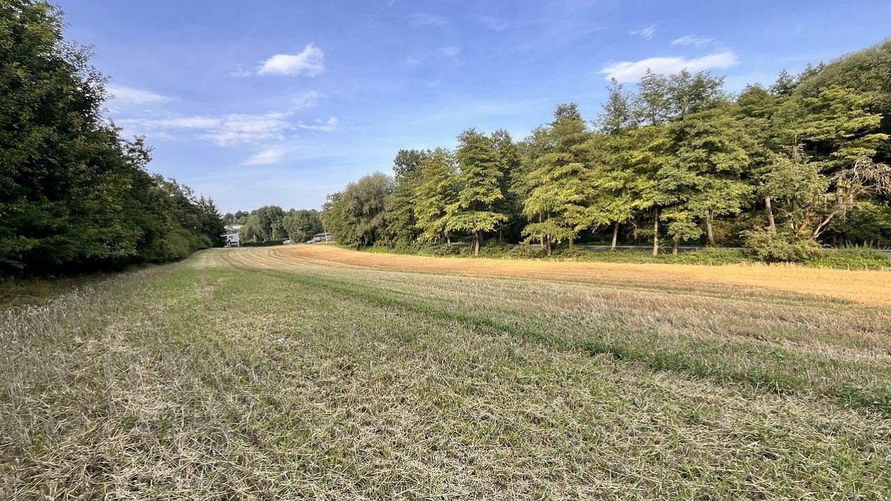 Pozemek pro bydlení, 14 370 m²
