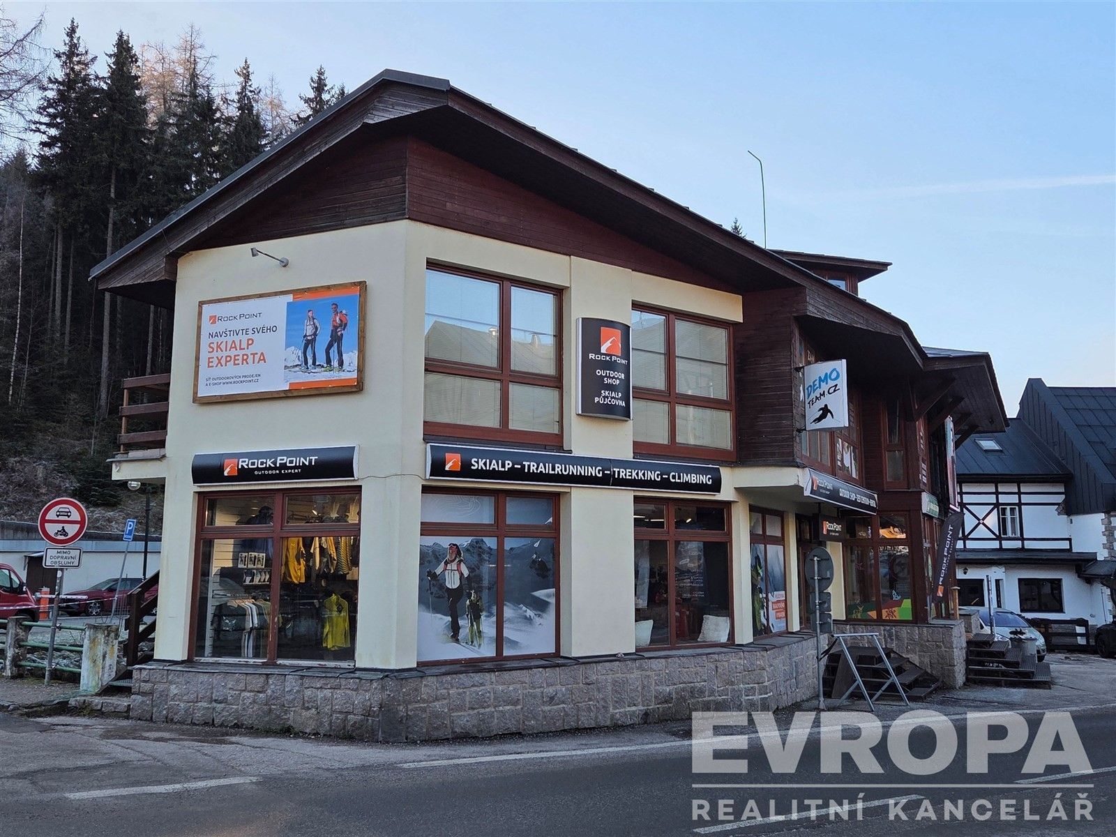 Obchodní prostory, Špindlerův Mlýn, 170 m² - 1