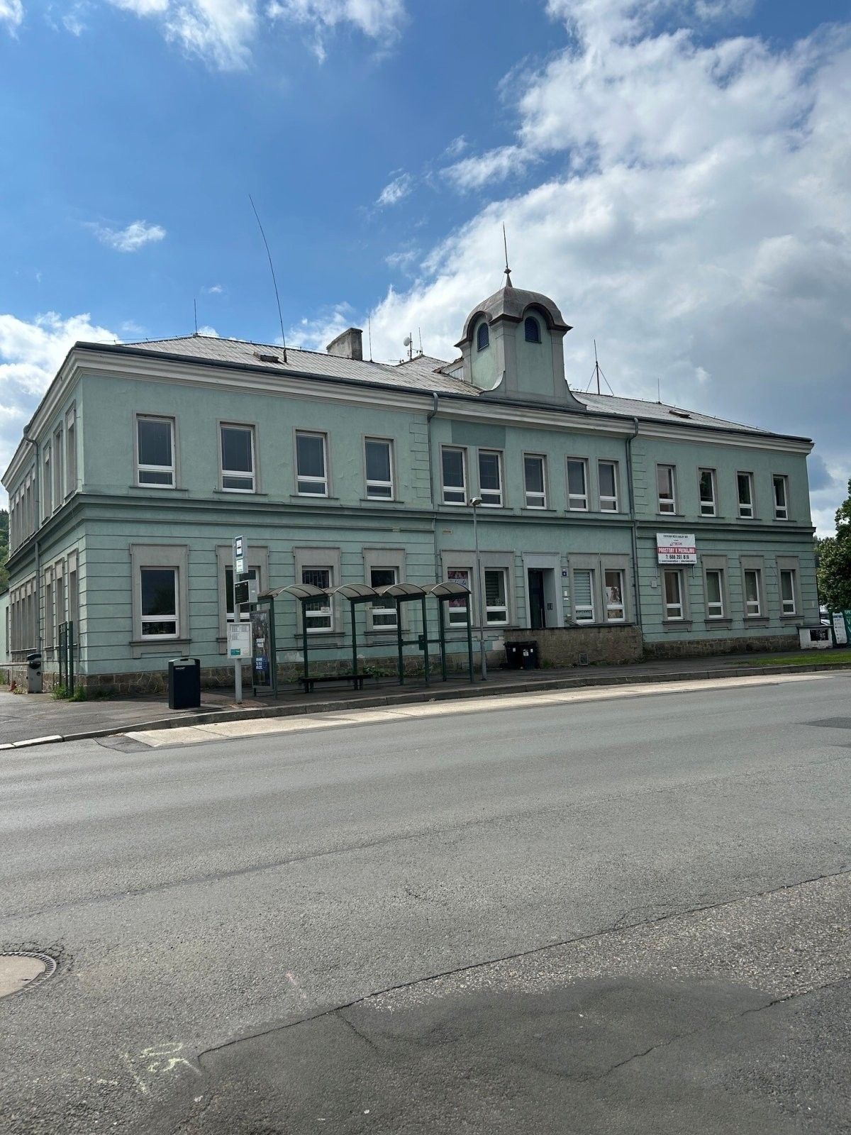 Kanceláře, Západní 1401, Karlovy Vary, 300 m²