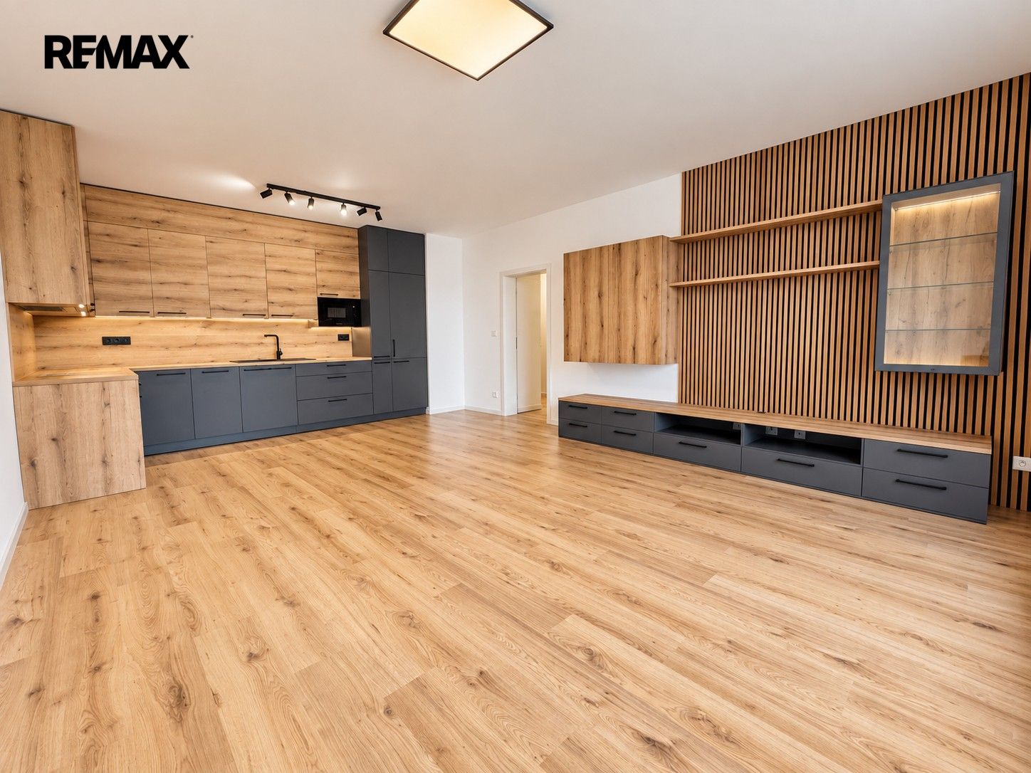3+kk, Vrbenská 796, České Budějovice 4, 85 m² - 1