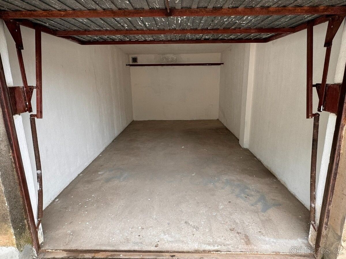 Garáže, Zdice, 267 51