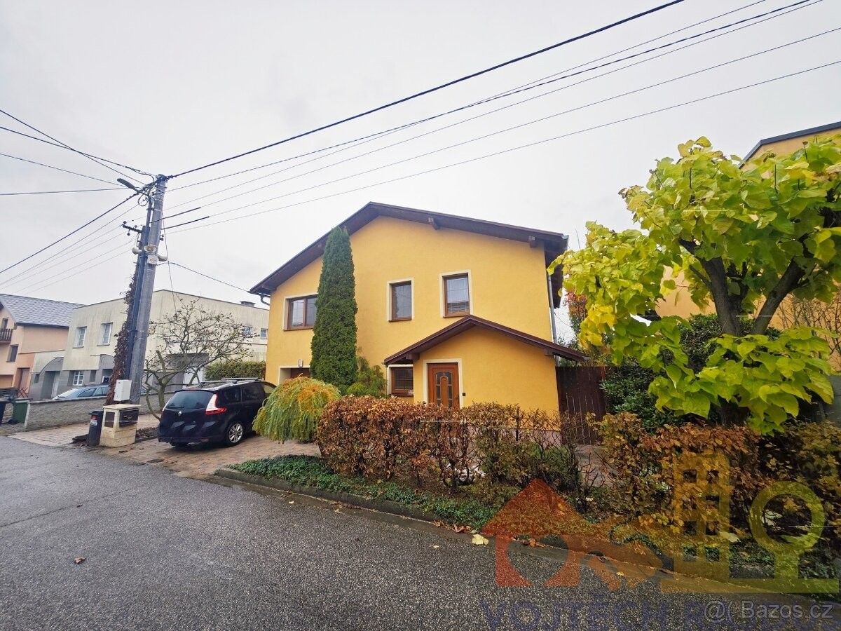 Rodinné domy, Krmelín, 739 24