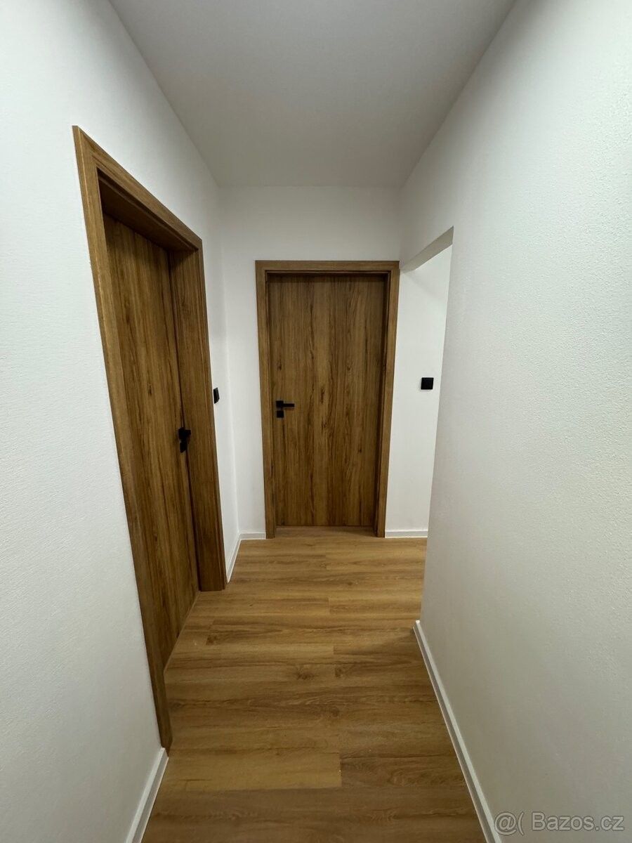 Pronájem byt - Znojmo, 669 02