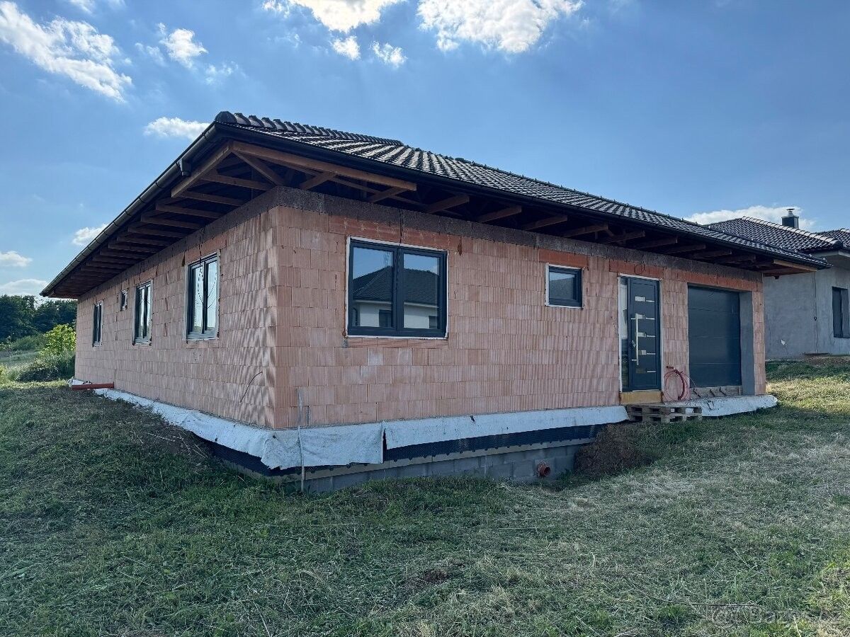 Prodej rodinný dům - Znojmo, 669 02