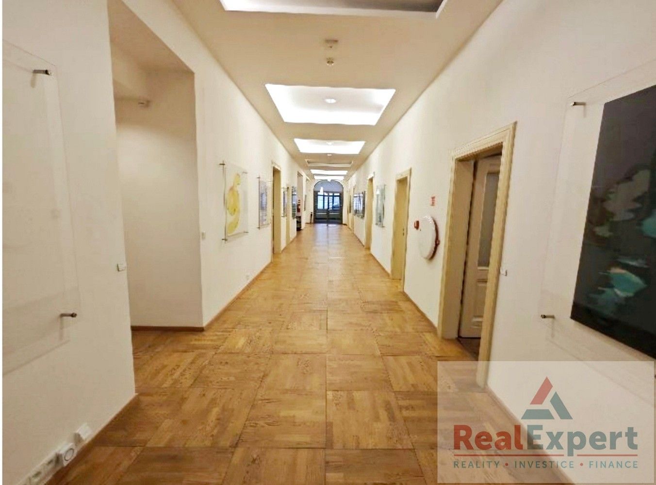 Pronájem kancelář - Praha - Staré Město, okres Praha 1, Hlavní město Praha, 630 m² - 5