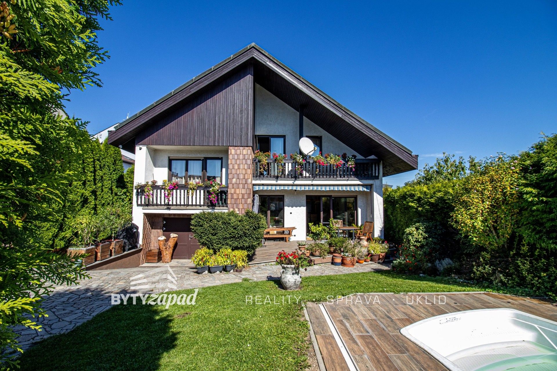 Rodinné domy, Otakara Březiny, Plzeň, 353 m²