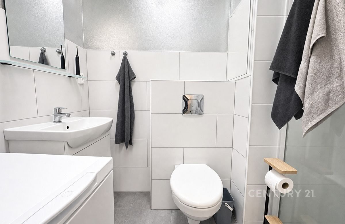 Pronájem byt 2+kk - Starobělská  , Ostrava Zábřeh, 55 m² - 5