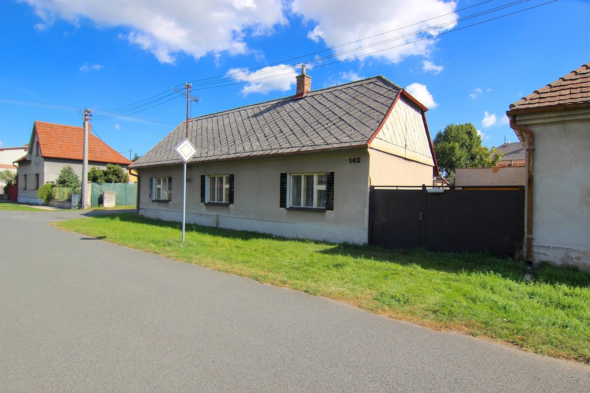 Prodej dům - Dr. Chmelaře, Křinec, 100 m²