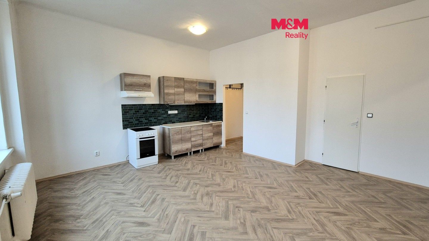 2+kk, T. G. Masaryka, Kladno, 66 m²