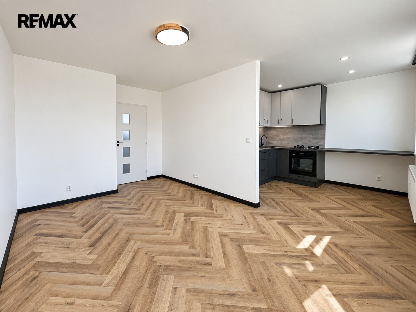 Byt 3+kk · 56 m² · Růžová 3081, Most - 3