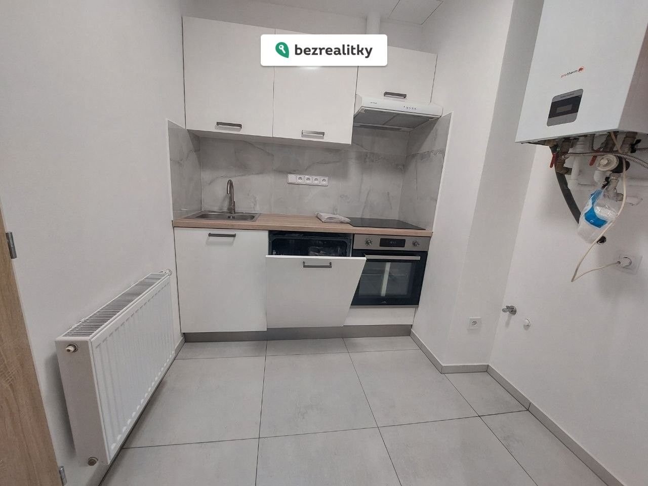 Prodej byt 1+1 - Hartigova 1185, Praha Žižkov, 43 m² - 5